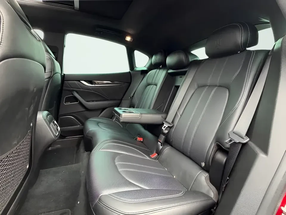 2021 Maserati Levante - Image 19 of 20