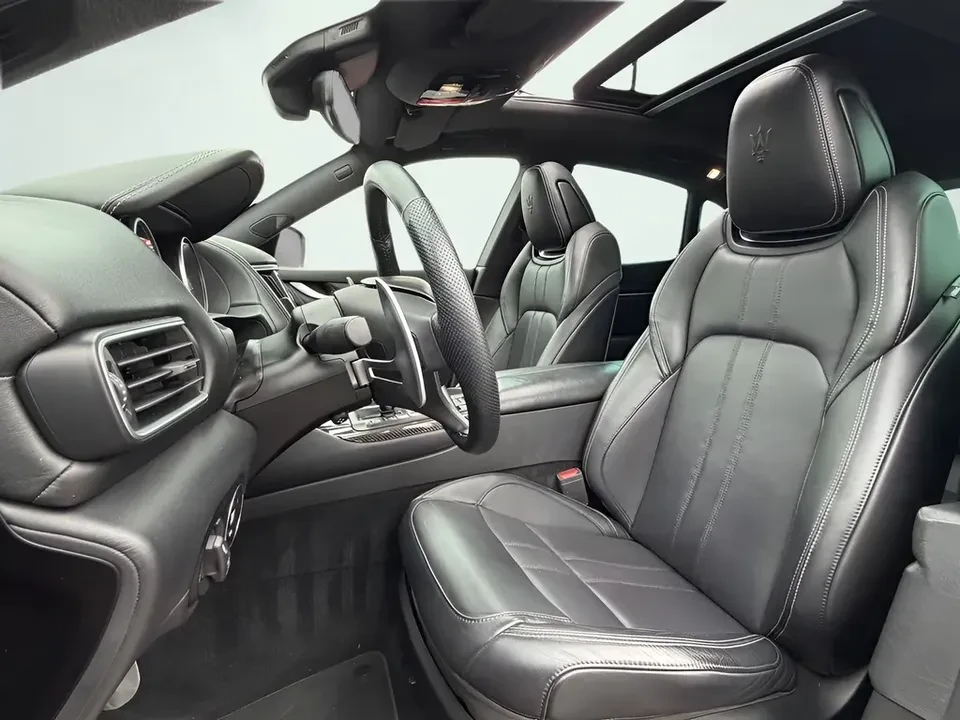 2021 Maserati Levante - Image 18 of 20