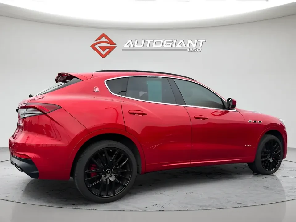 2021 Maserati Levante - Image 8 of 20