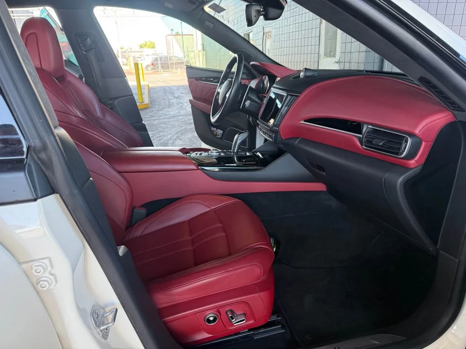 2021 Maserati Levante - Image 6 of 11