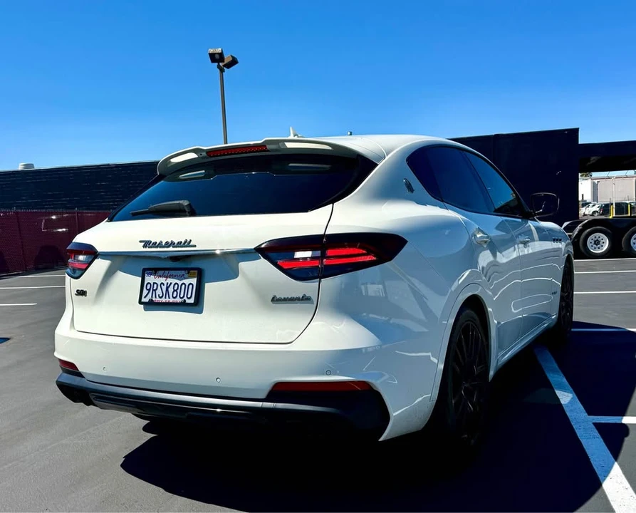 2021 Maserati Levante - Image 5 of 11