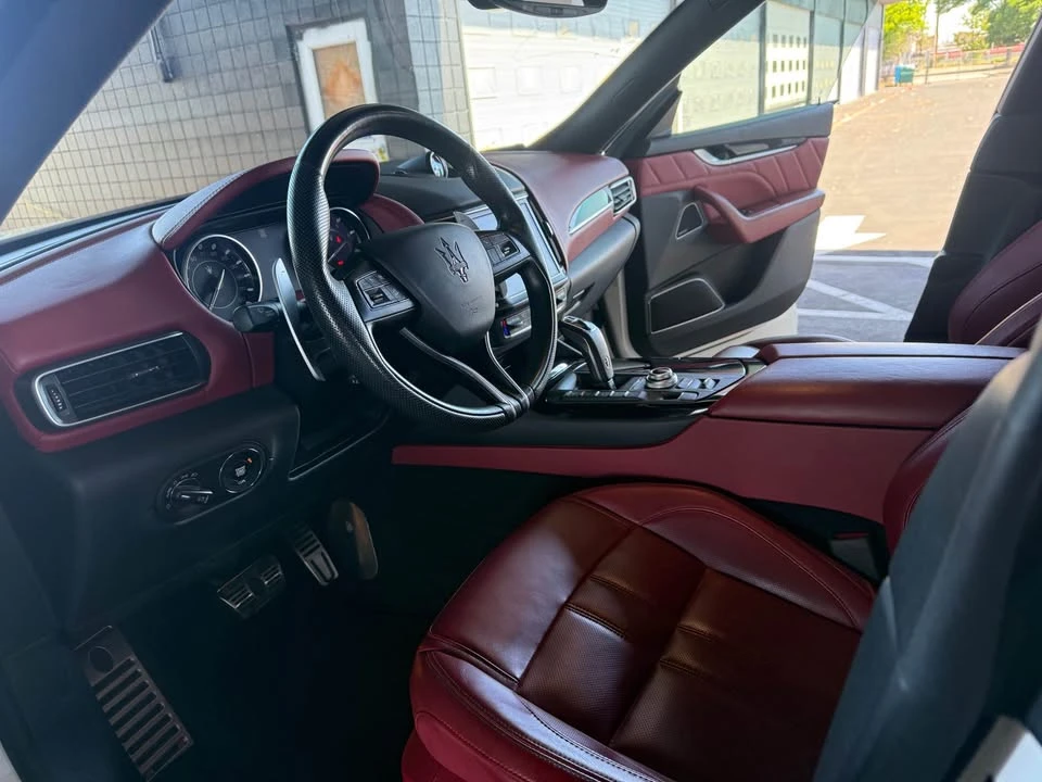 2021 Maserati Levante - Image 10 of 11