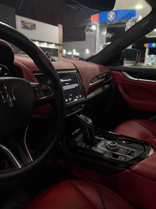 2021 Maserati Levante - Image 7 of 15