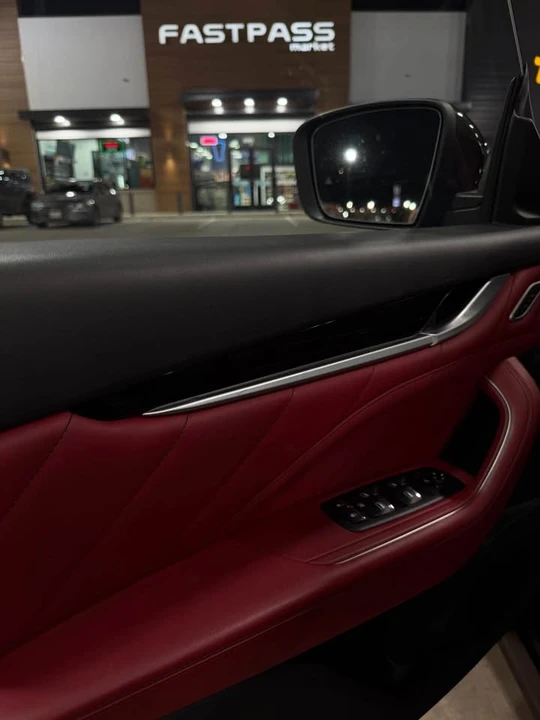 2021 Maserati Levante - Image 10 of 15