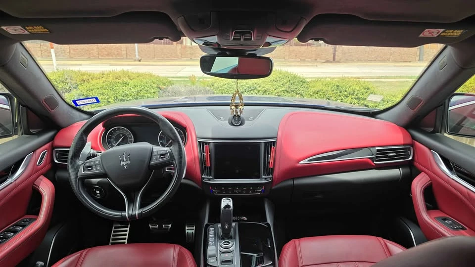 2021 Maserati Levante - Image 6 of 9