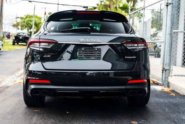 2021 Maserati Levante - Image 9 of 31