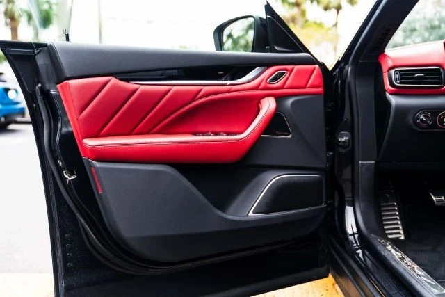 2021 Maserati Levante - Image 14 of 31
