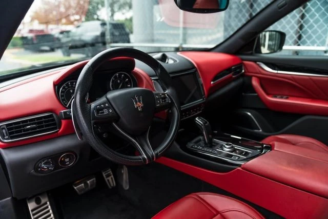 2021 Maserati Levante - Image 17 of 31