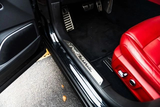 2021 Maserati Levante - Image 19 of 31