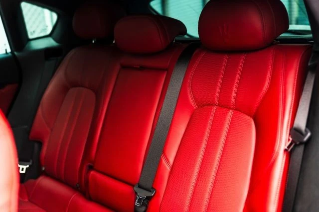 2021 Maserati Levante - Image 23 of 31
