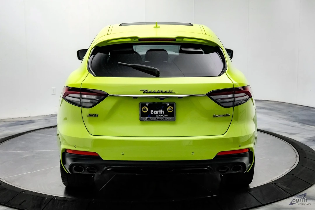 2021 Maserati Levante - Image 11 of 12
