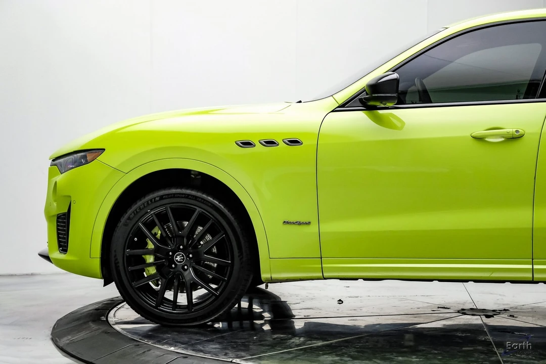 2021 Maserati Levante - Image 6 of 12