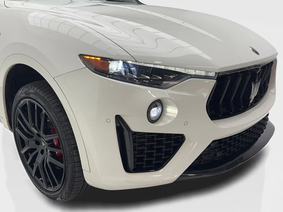 2021 Maserati Levante - Image 3 of 31