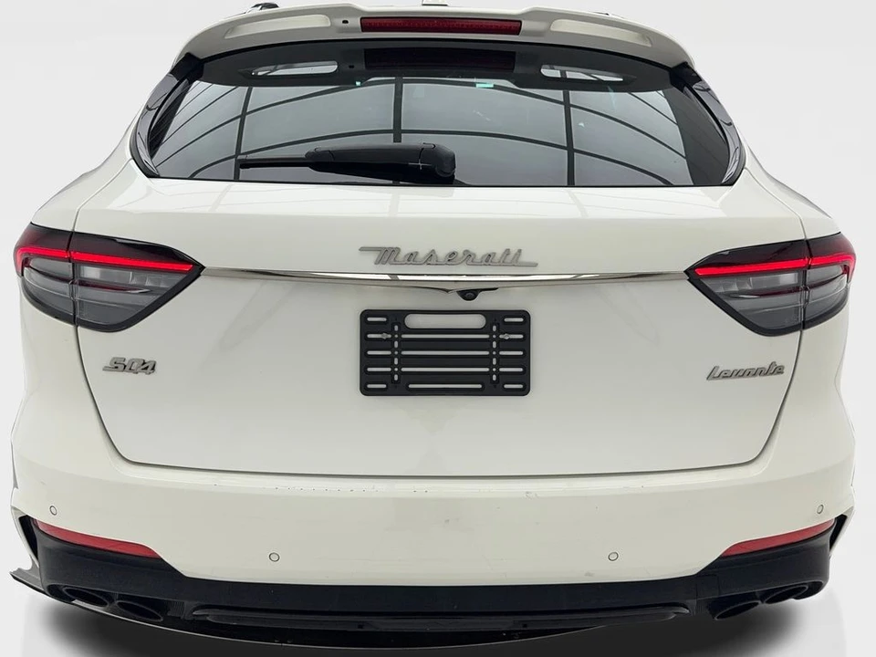 2021 Maserati Levante - Image 11 of 31