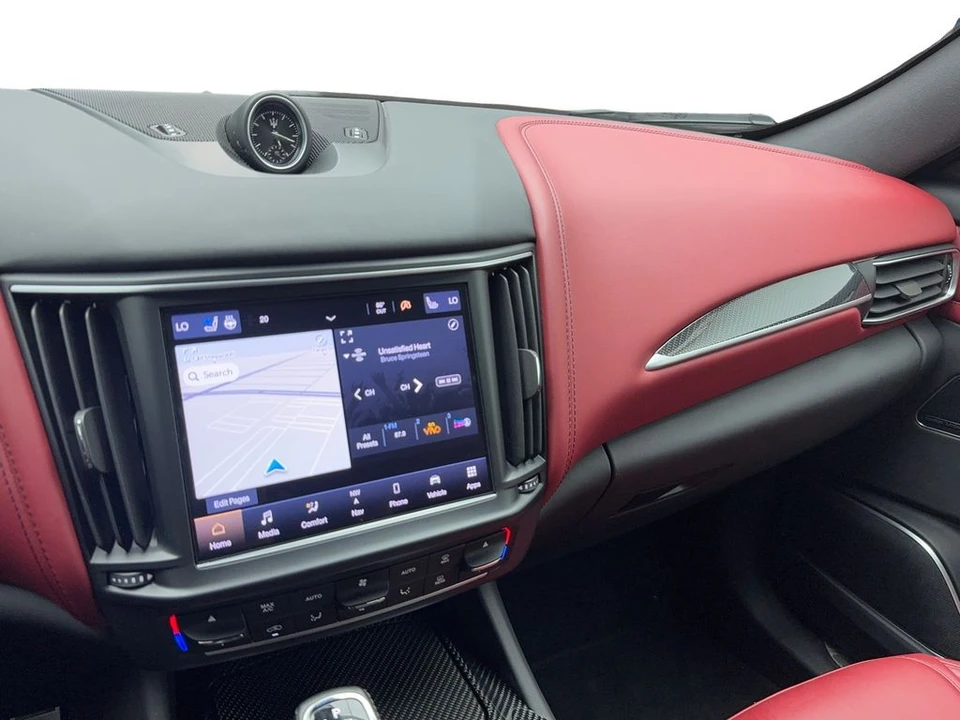 2021 Maserati Levante - Image 23 of 31
