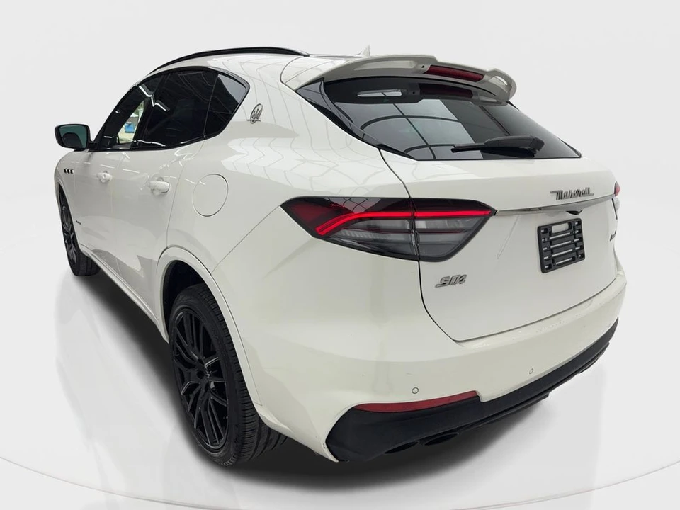 2021 Maserati Levante - Image 10 of 31