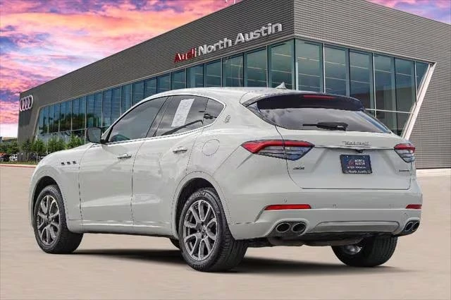 2021 Maserati Levante - Image 7 of 20