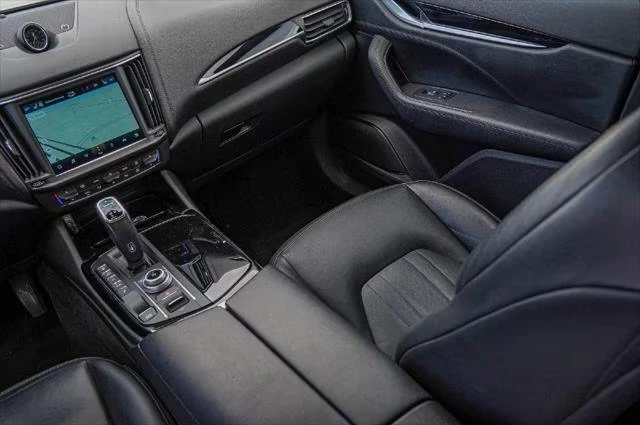 2021 Maserati Levante - Image 17 of 20