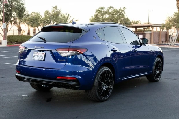 2021 Maserati Levante - Image 2 of 8