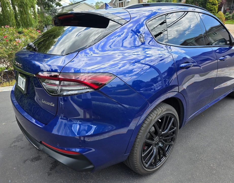 2021 Maserati Levante - Image 18 of 31
