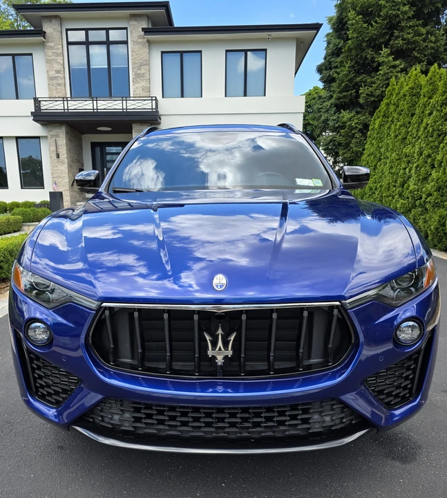 2021 Maserati Levante - Image 8 of 31