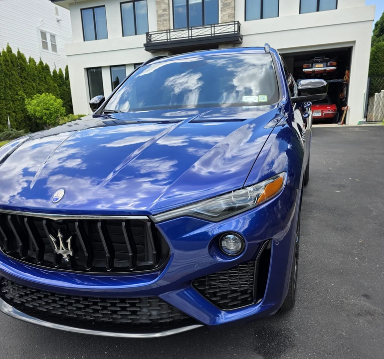 2021 Maserati Levante - Image 7 of 31