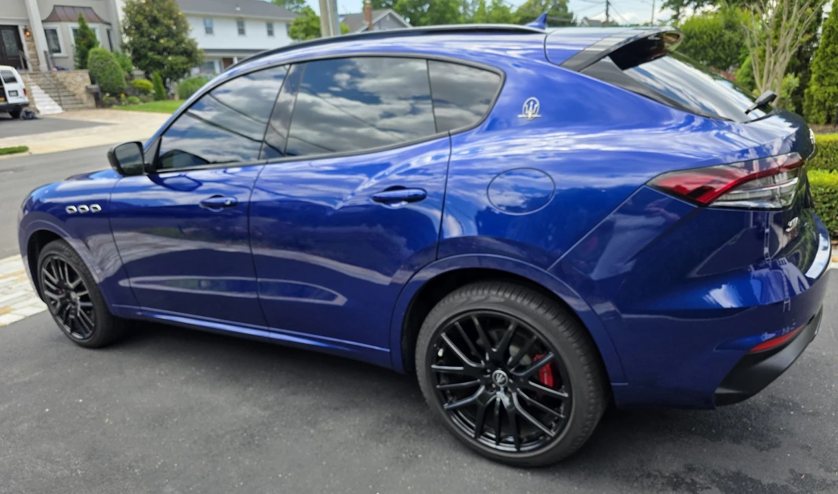 2021 Maserati Levante - Image 21 of 31
