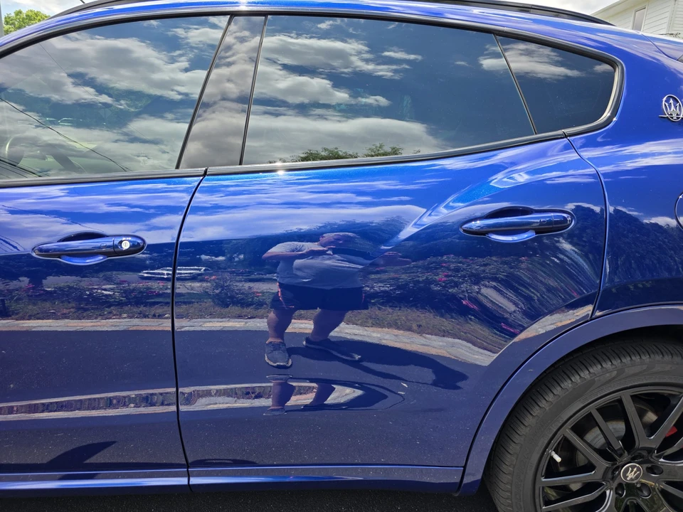 2021 Maserati Levante - Image 25 of 31