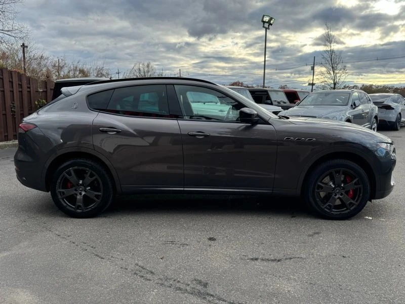 2021 Maserati Levante - Image 4 of 12