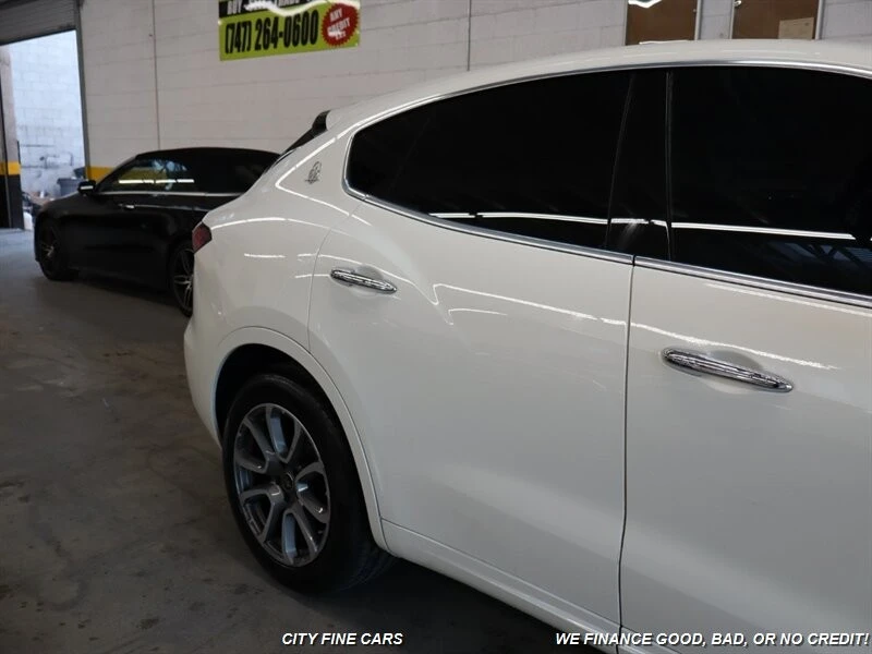 2021 Maserati Levante - Image 11 of 31