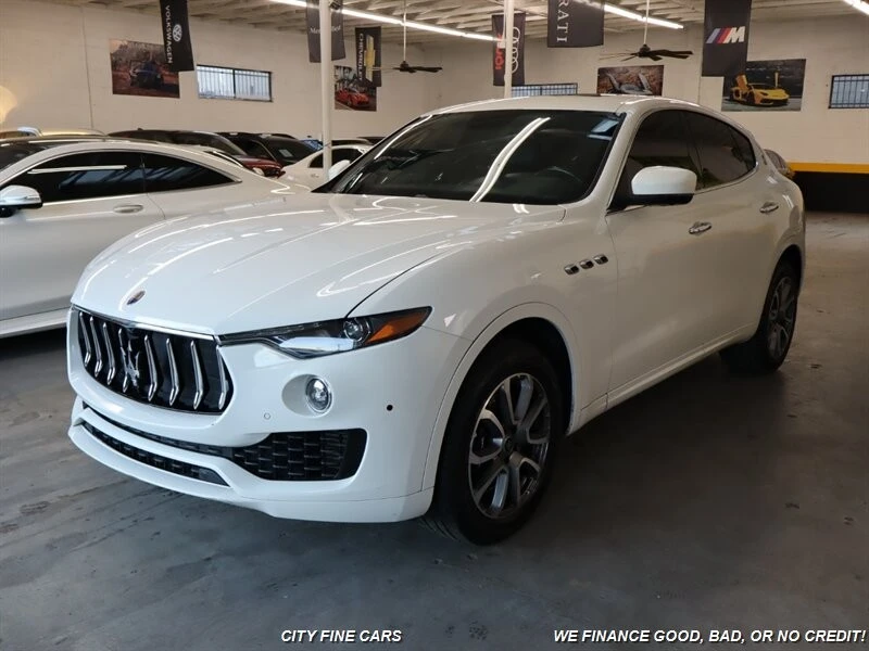 2021 Maserati Levante - Image 2 of 31