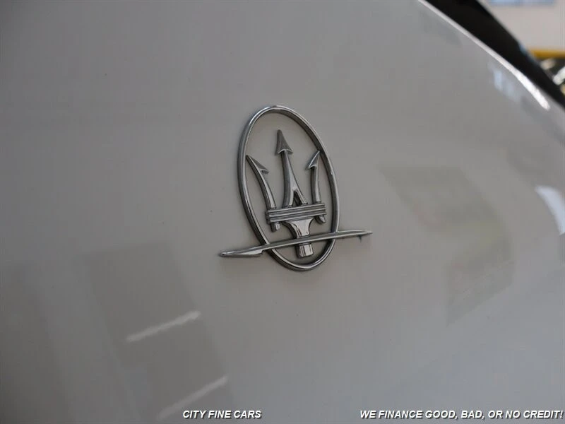 2021 Maserati Levante - Image 7 of 31