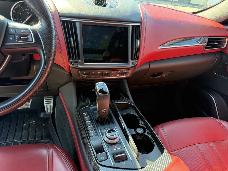 2021 Maserati Levante - Image 9 of 16