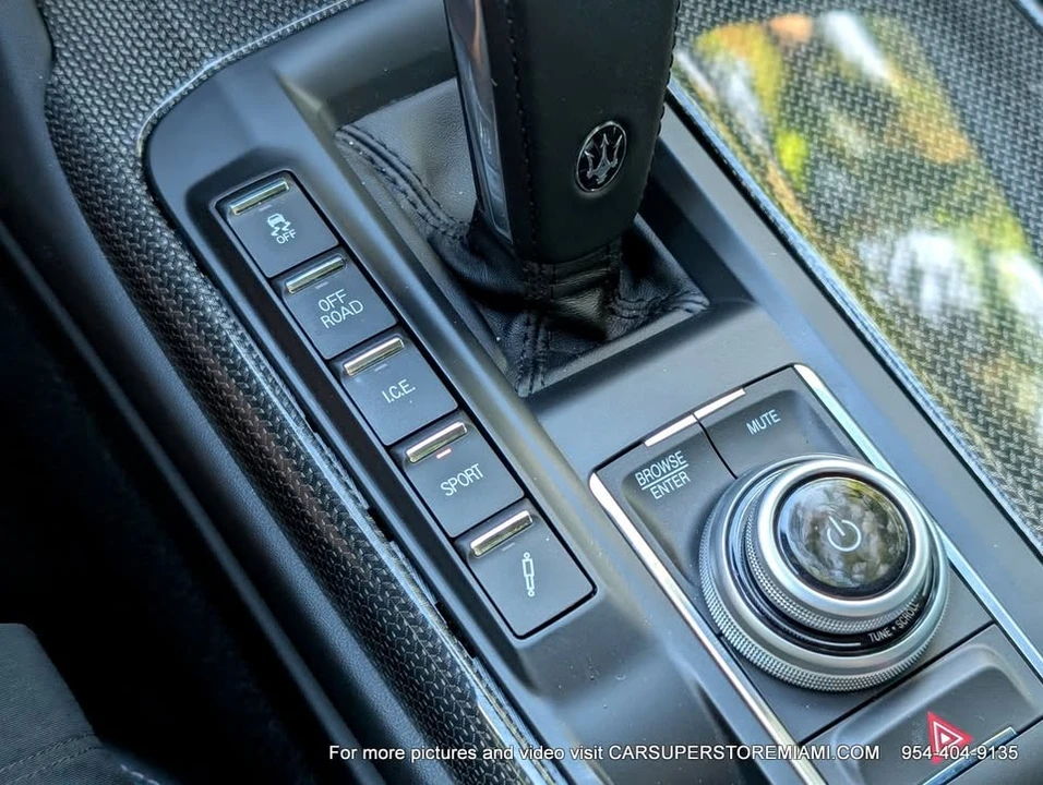 2021 Maserati Levante - Image 12 of 19