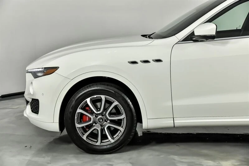 2021 Maserati Levante - Image 6 of 21