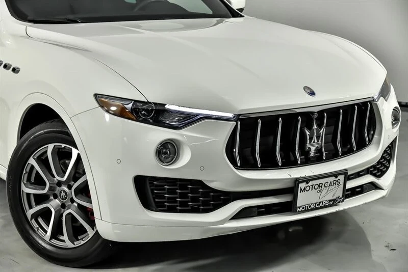 2021 Maserati Levante - Image 2 of 21