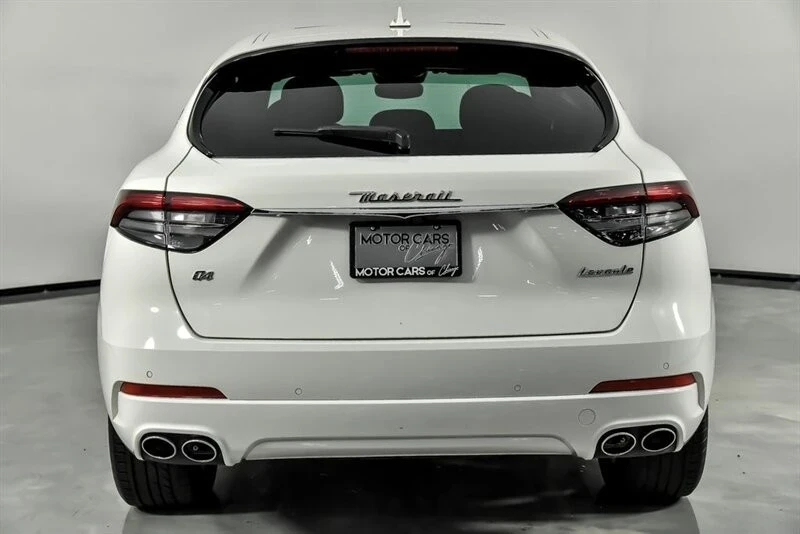2021 Maserati Levante - Image 10 of 21