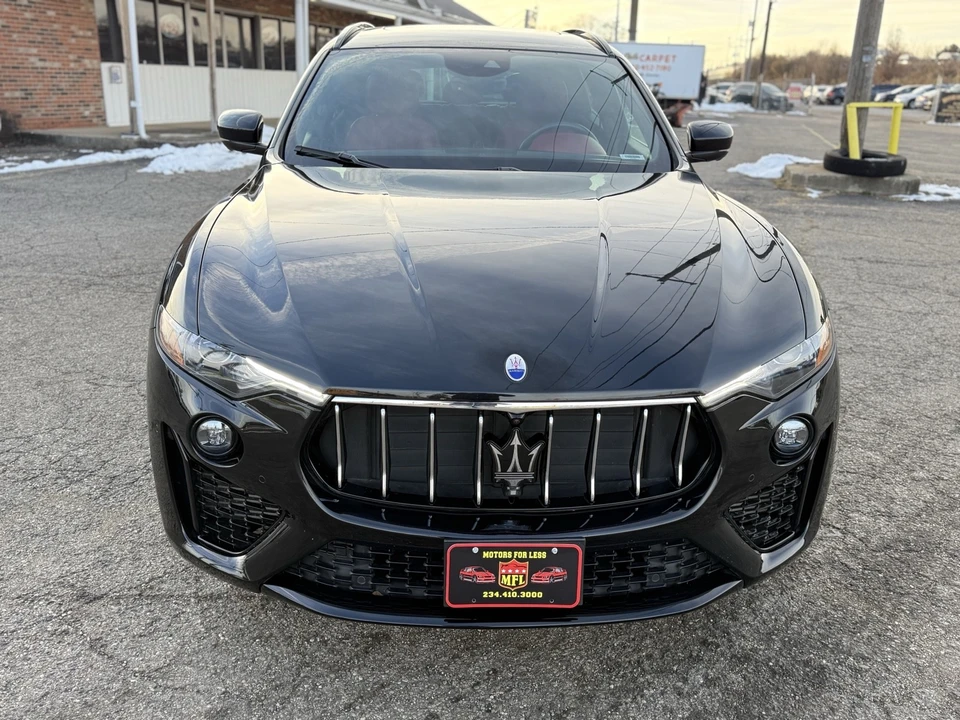 2021 Maserati Levante - Image 2 of 21
