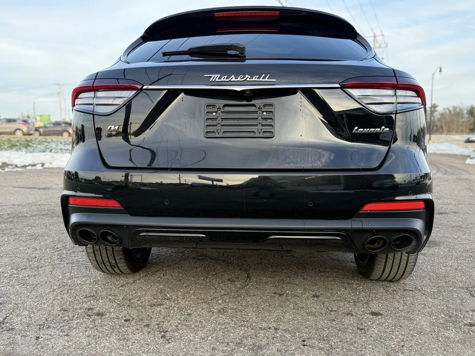 2021 Maserati Levante - Image 5 of 21