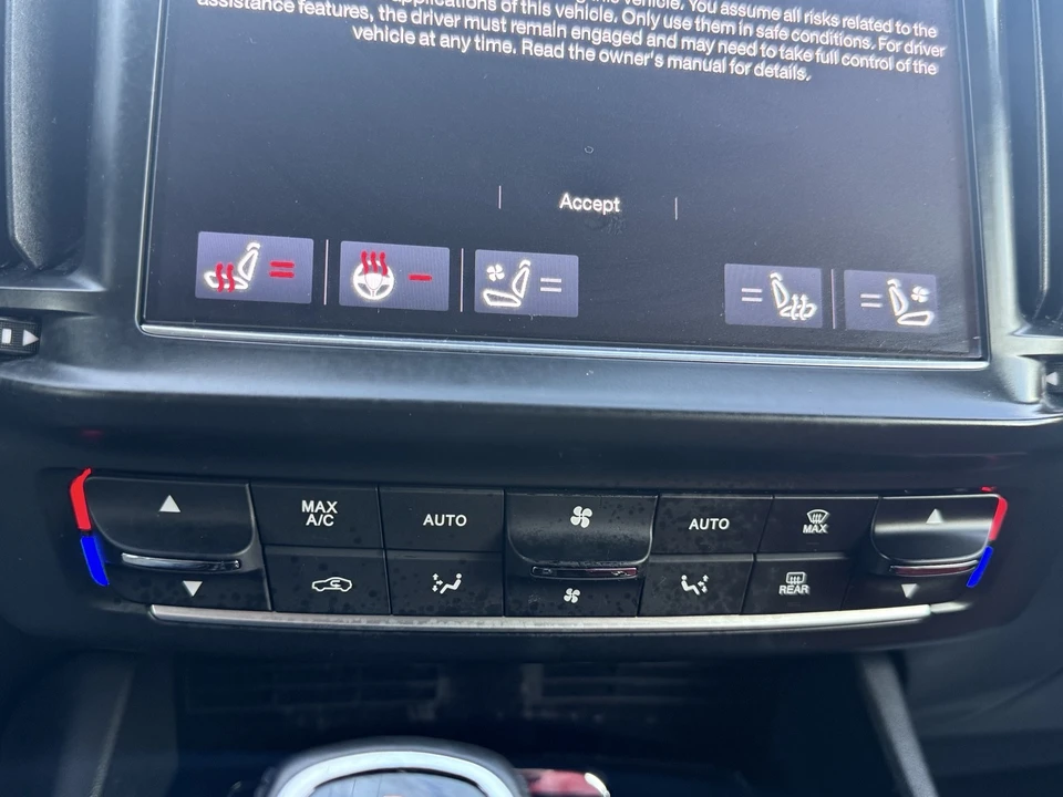 2021 Maserati Levante - Image 16 of 21