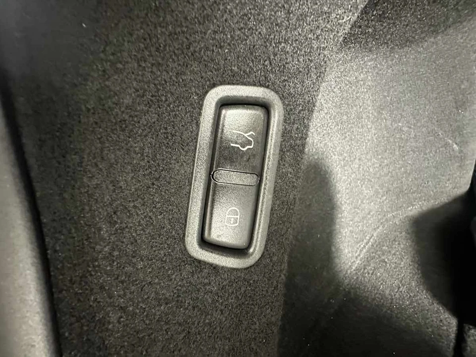 2021 Maserati Levante - Image 21 of 21