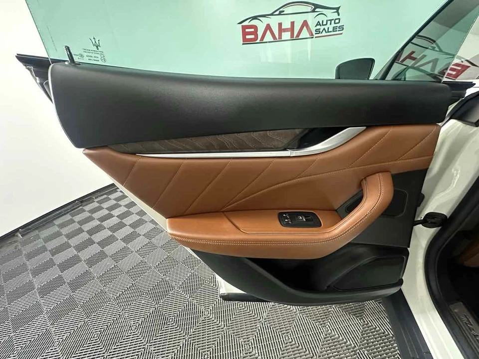 2021 Maserati Levante - Image 18 of 21