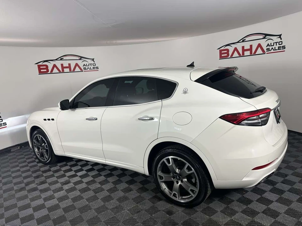 2021 Maserati Levante - Image 5 of 21