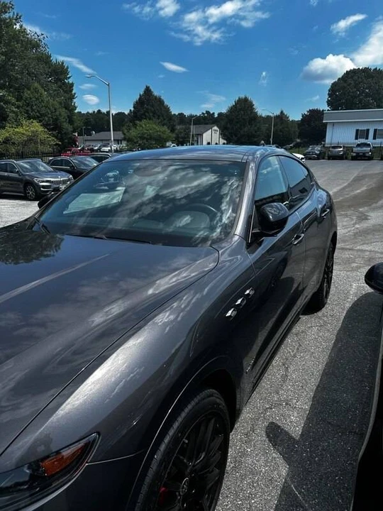 2021 Maserati Levante - Image 5 of 7