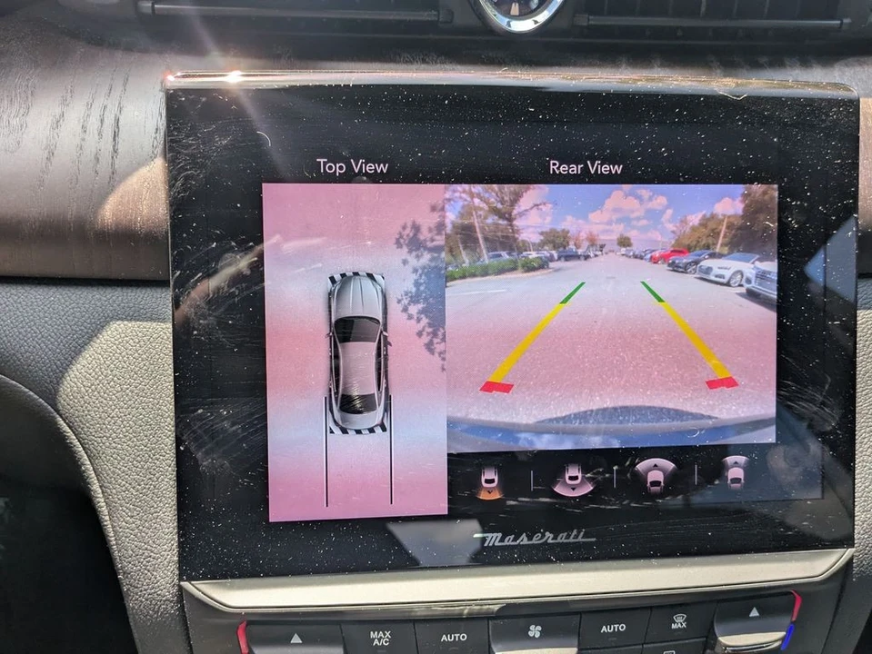2021 Maserati Quattroporte 6th Gen - Image 26 of 31