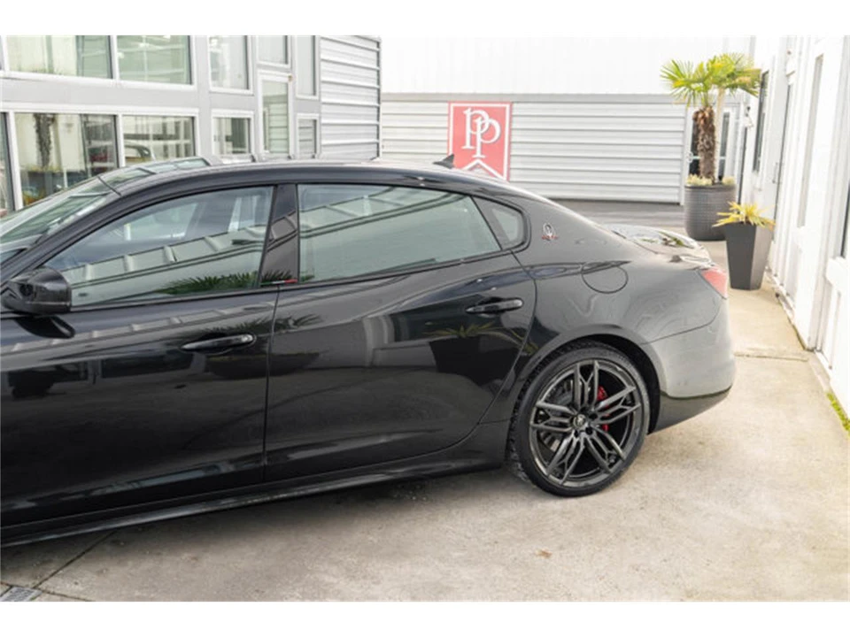 2021 Maserati Quattroporte 6th Gen - Image 5 of 12