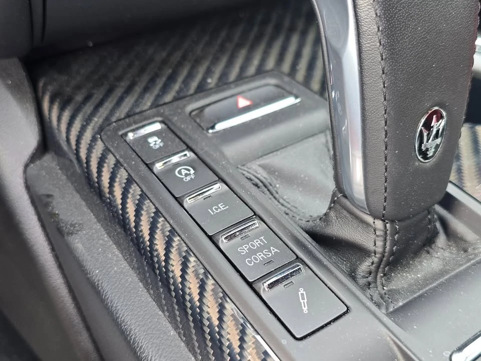2021 Maserati MC20 - Image 18 of 20
