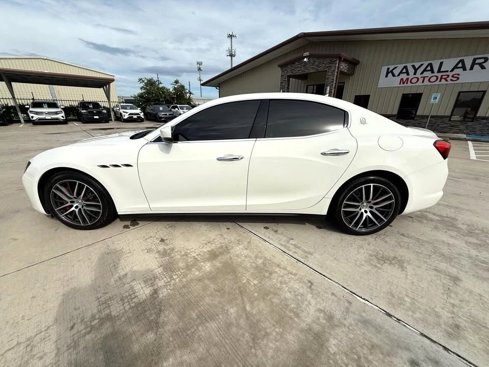 2021 Maserati Ghibli 3rd Gen - Image 3 of 18