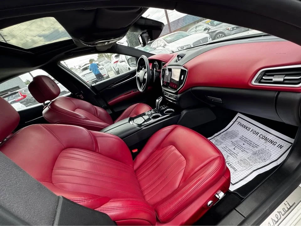 2021 Maserati Ghibli 3rd Gen - Image 15 of 18