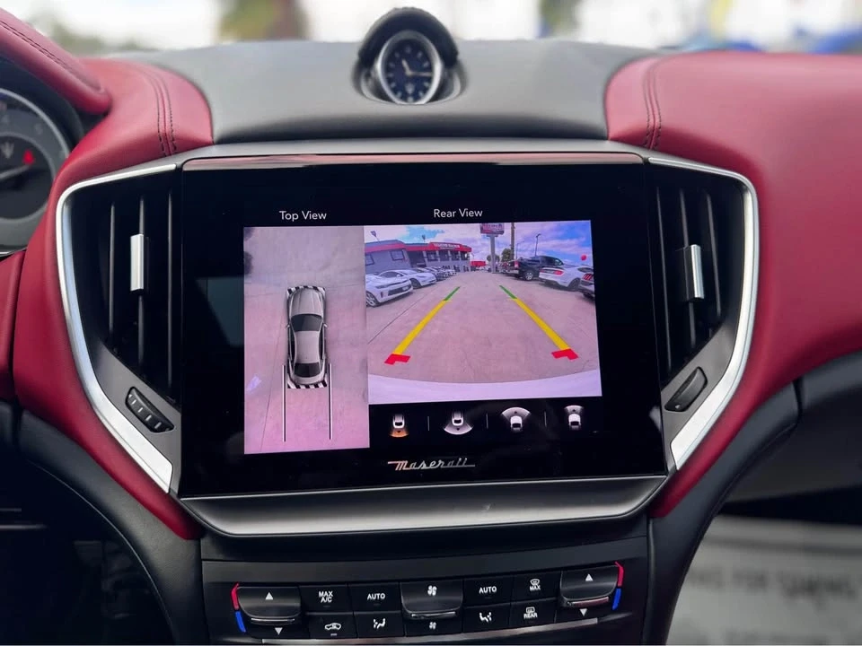 2021 Maserati Ghibli 3rd Gen - Image 14 of 18